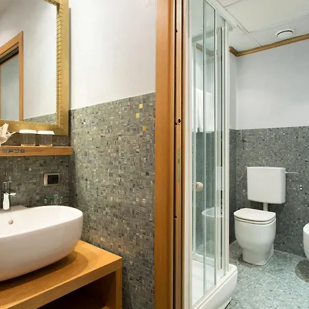 Porta Nuova 80 4* Verona