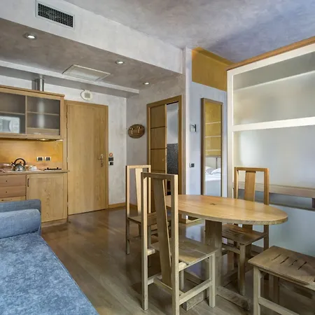 Lejlighedshotel Porta Nuova 80 4*